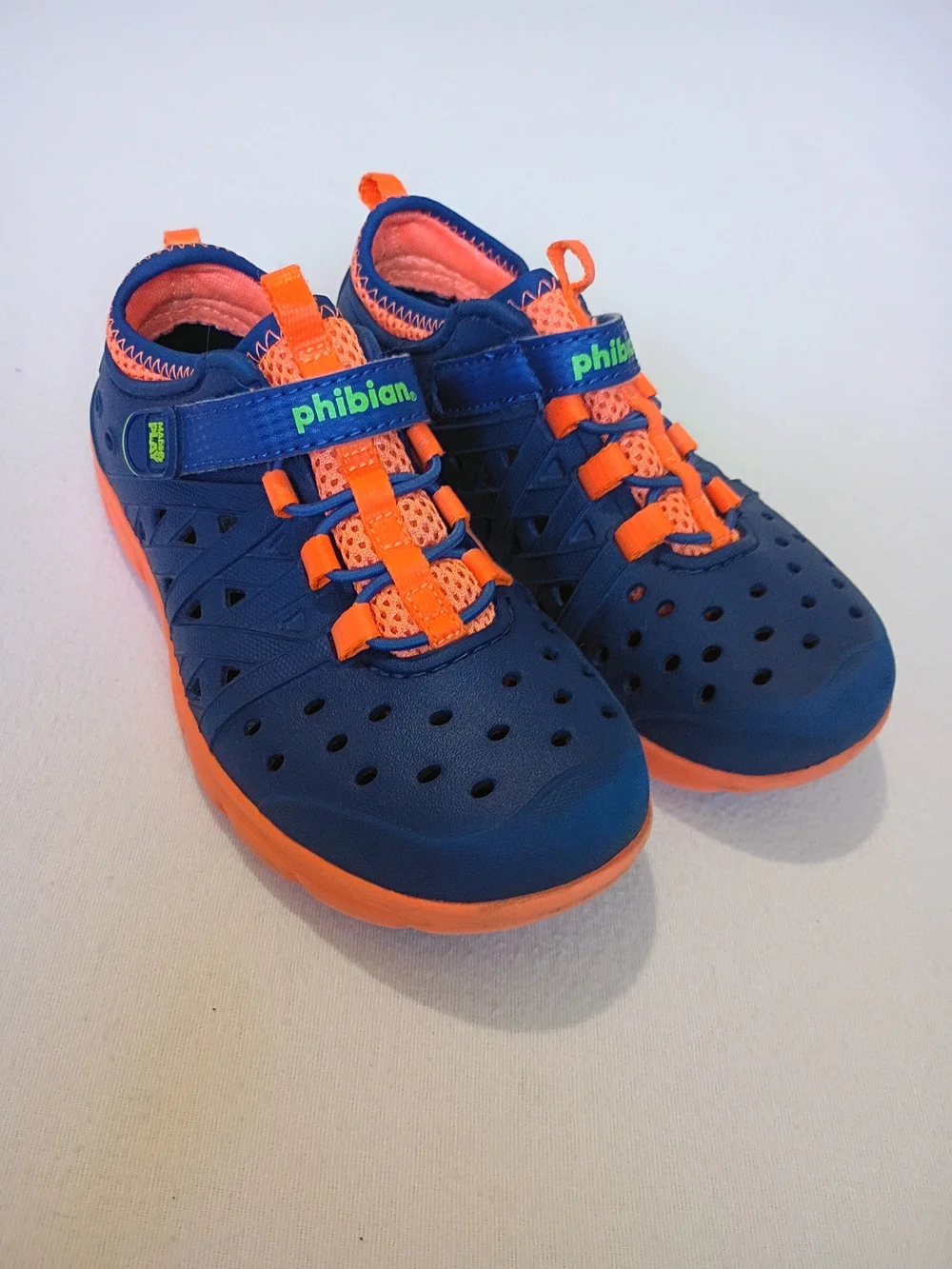 Phibian Kids' Blue and Orange Water Shoes Size 11 Outdoor Beach Pool